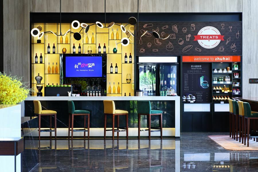 珠海诚丰广场希尔顿欢朋酒店 外观 照片